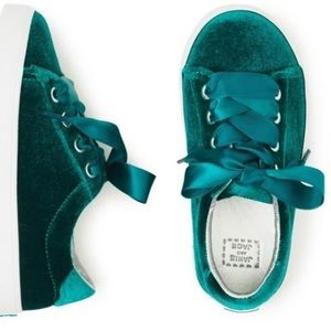 Janie and Jack JJ velvet teal sneakers sz 6
